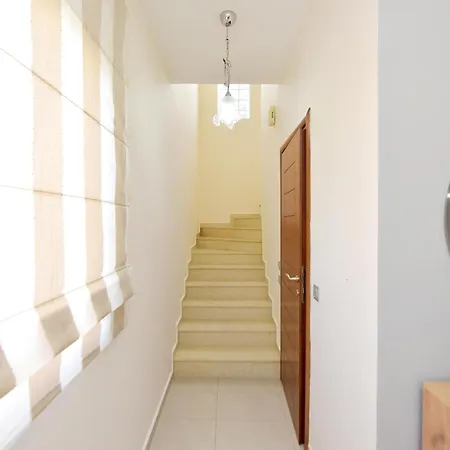 Villa Seraina House
