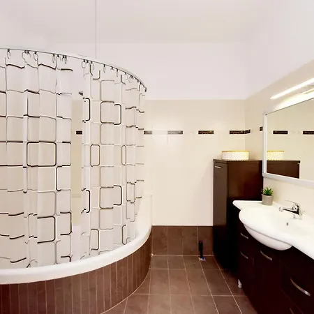 Seraina House *