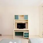 فيلة Seraina House Pastida